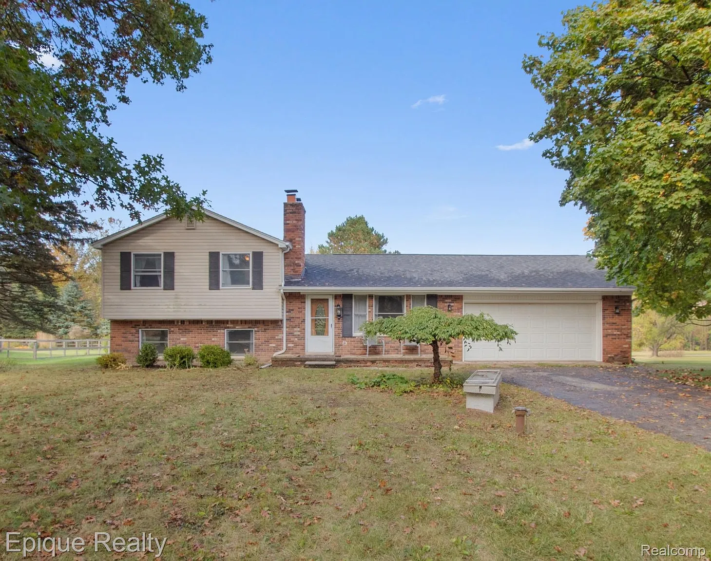 10165 Carlee June Dr photo 1