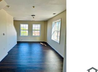 3000 N Broad St #B, Philadelphia, PA 19132