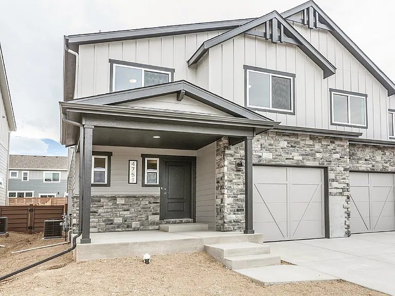 4751 Degas Dr — Photo 1