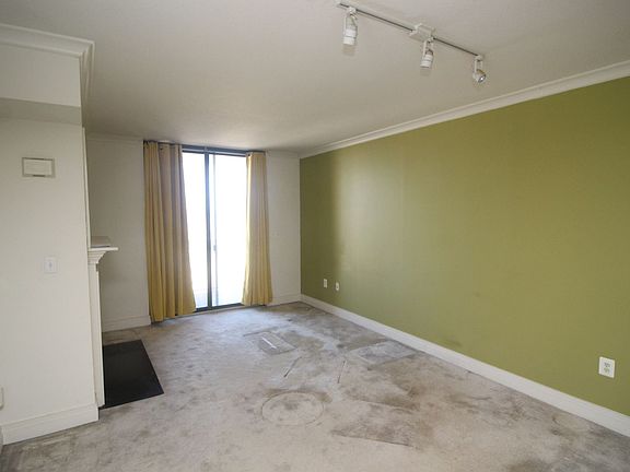 5th image of 414 Water St Unit 2506