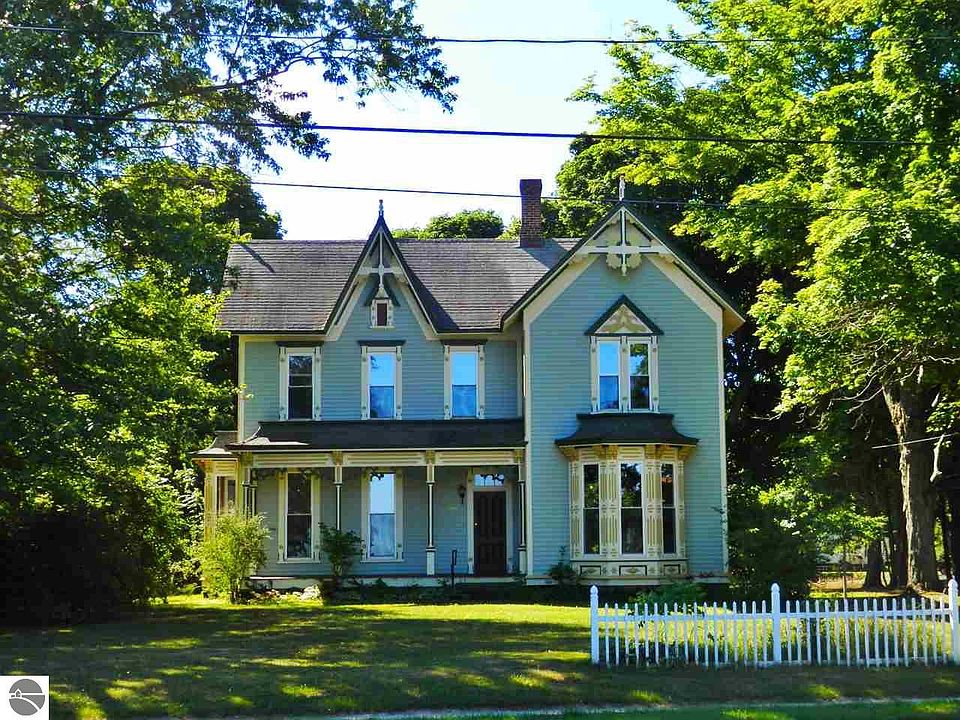 7899 Lake St, Bear Lake, MI 49614 Zillow