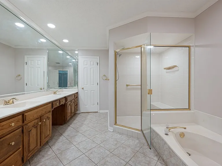 4043 Morman Ln — Photo 17
