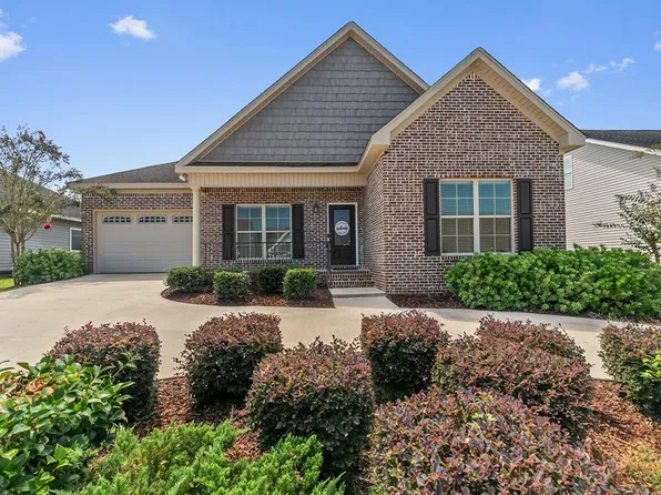 105 Gradic Ln, Dothan, AL 36301