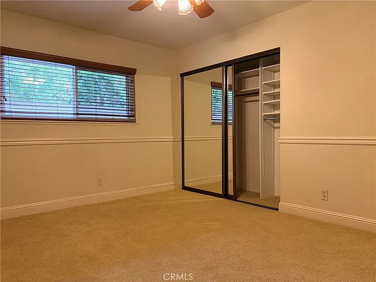 18886 Mount Walton Cir — Photo 31