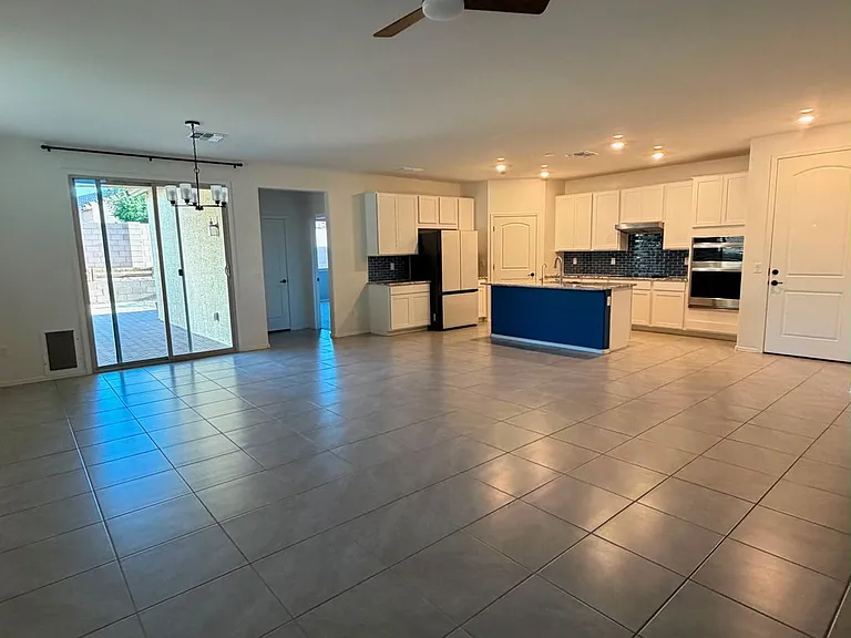 9020 E Pantano Bluff Dr — Photo 6