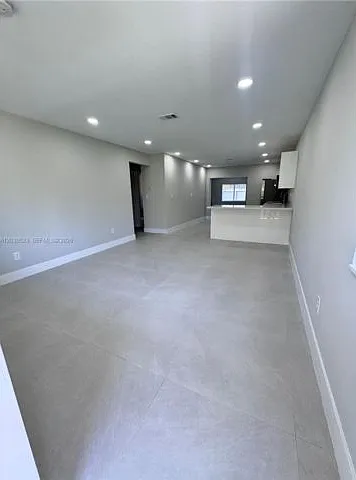 850 NW 109th St #852 — Photo 2