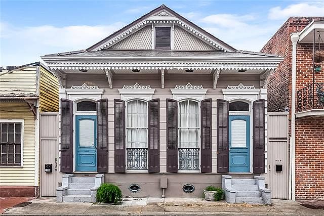 1st image of 1011 Dauphine St #B