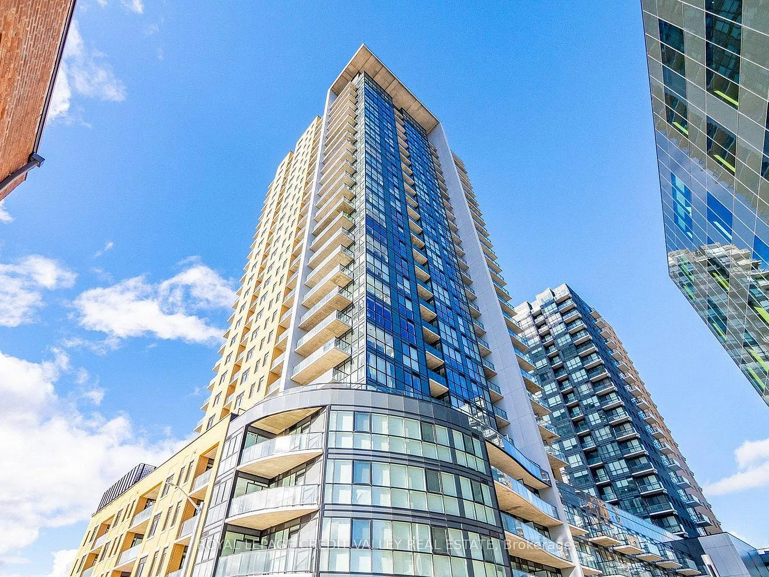 2 bed, $2,250 — Photo 1