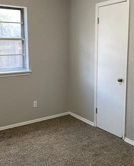 605 Lloyd Ave — Photo 13