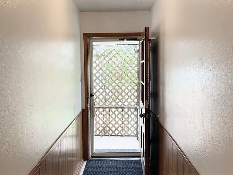 1209 Elm Ave — Photo 5
