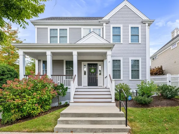 17 Barretts Rd Unit 17, Hudson, MA 01749