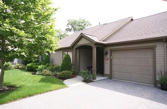 1st image of 807B Heritage Hills Dr