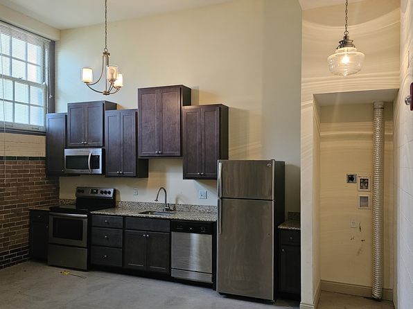 1020 Union Blvd #1XX