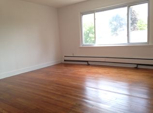 220 Best St, Bedford, OH 44146