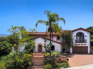 18690 Pasadero Dr, Tarzana, CA 91356