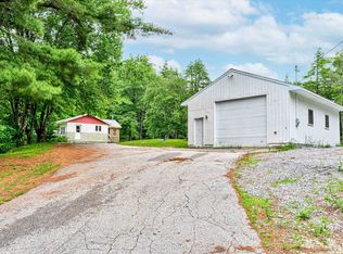 1274 Montalona Rd, Dunbarton, NH 03046