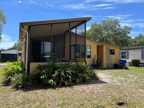 5th image of 1020 Dogwood Cir