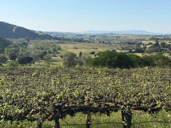 Airline Hwy, Tres Pinos, CA 95075