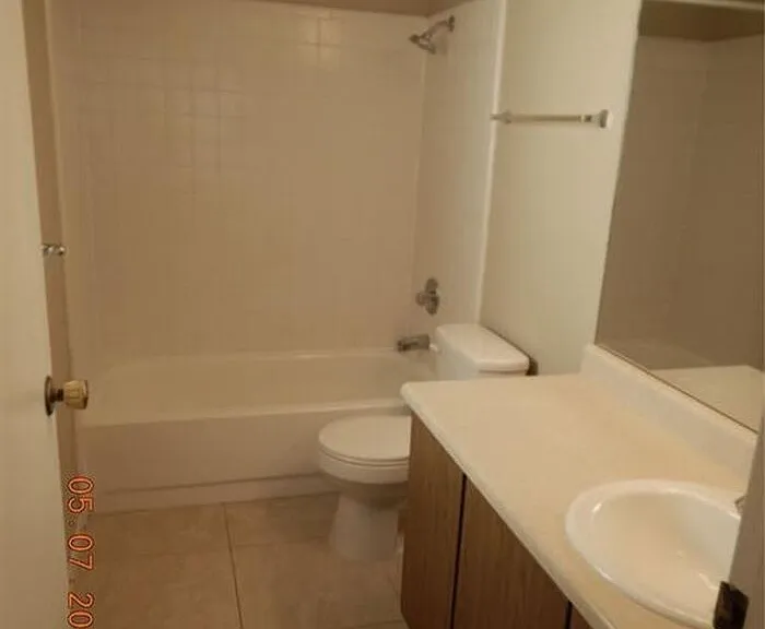 525 Dutchman Ave — Photo 13