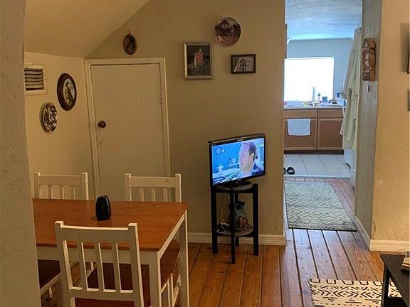 5th image of 2210 Cantor Ln
