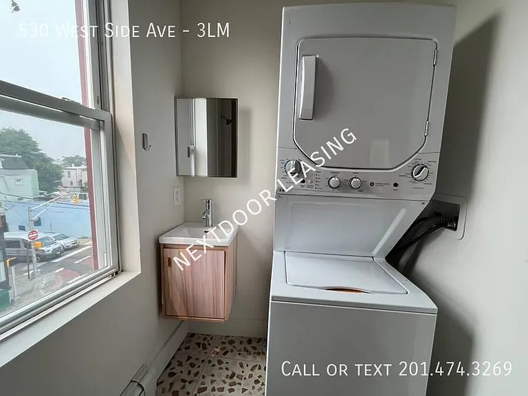 530 W Side Ave #3LM — Photo 10