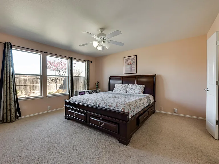 2613 Avenel Ct — Photo 6