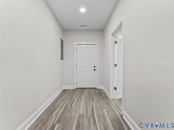 3rd image of 3059 Decatur St