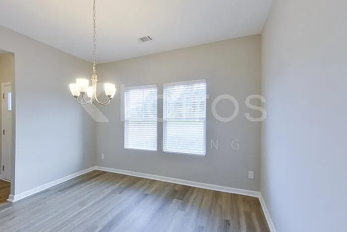 7321 Foggy River Dr — Photo 2