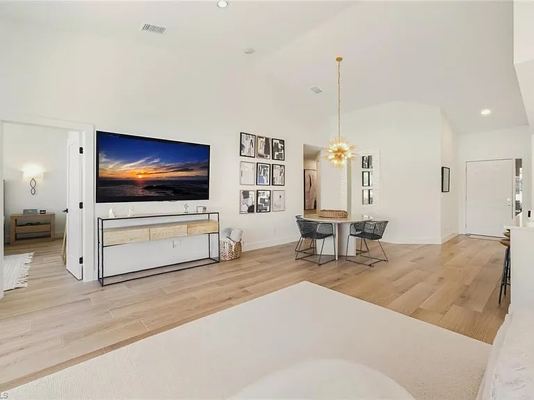 2730 Sailors Way — Photo 9