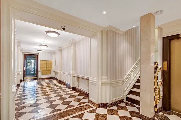 Rented by Compass | media 17