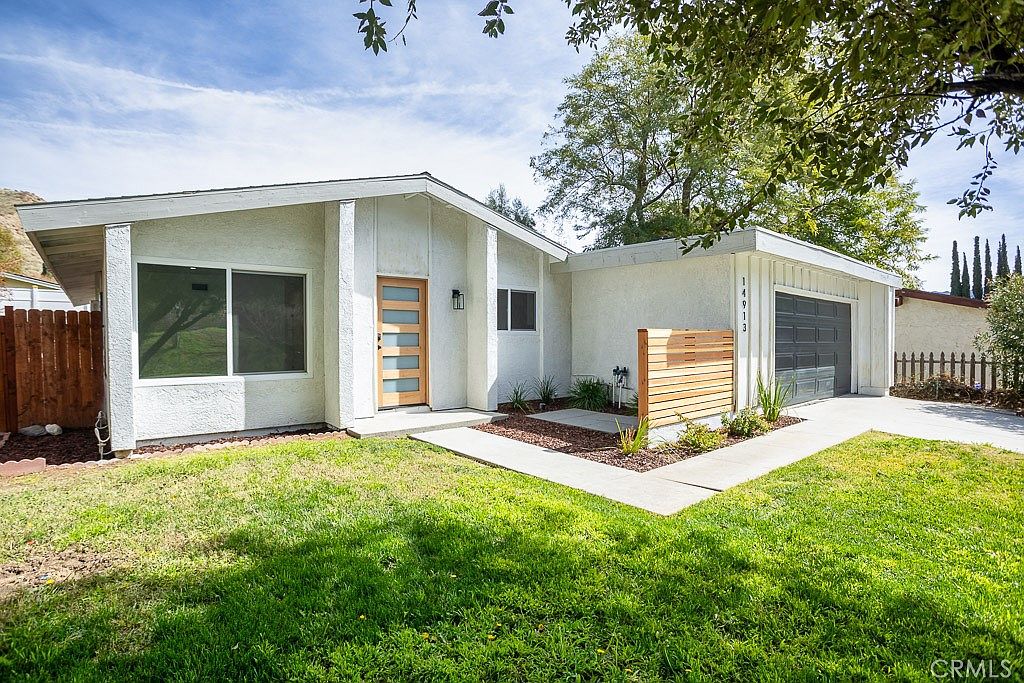 14913 Daffodil Ave, Santa Clarita, CA 91387 | Zillow