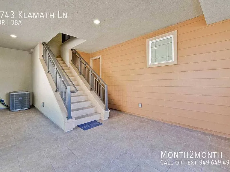 3743 Klamath Ln — Photo 29