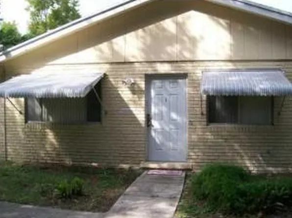 802 W Tiffany Dr APT 1, Mangonia Park, FL 33407