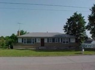 1407 E Grand Ave, Cameron, MO 64429