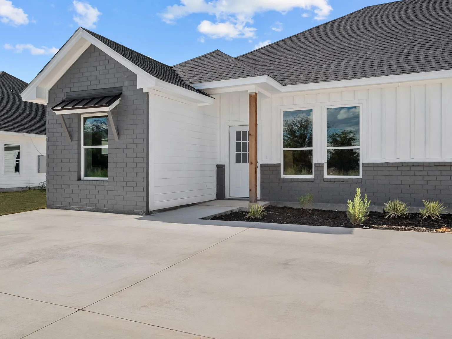 811 Tolar Hwy — Photo 2