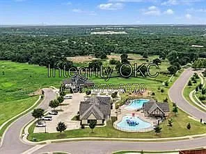 3 bed, 2.0 bath, 1500 sqft, $2,200 — Photo 3