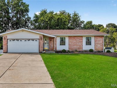 319 Sunrise Blvd, Ballwin, MO, 63021
