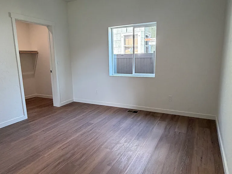 720 W York Ave #720 — Photo 12