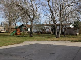 2240 County Road 172, Alvin, TX 77511