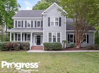 900 Birkdale Dr, Clayton, NC 27527