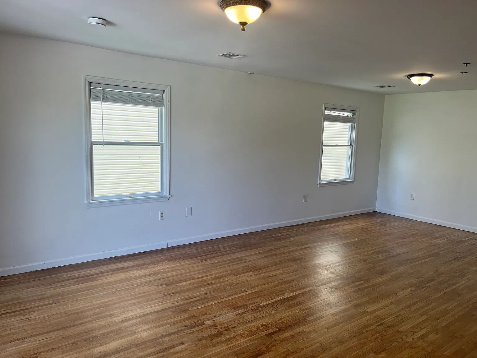 3 bed, 1500 sqft, $2,750 — Photo 3