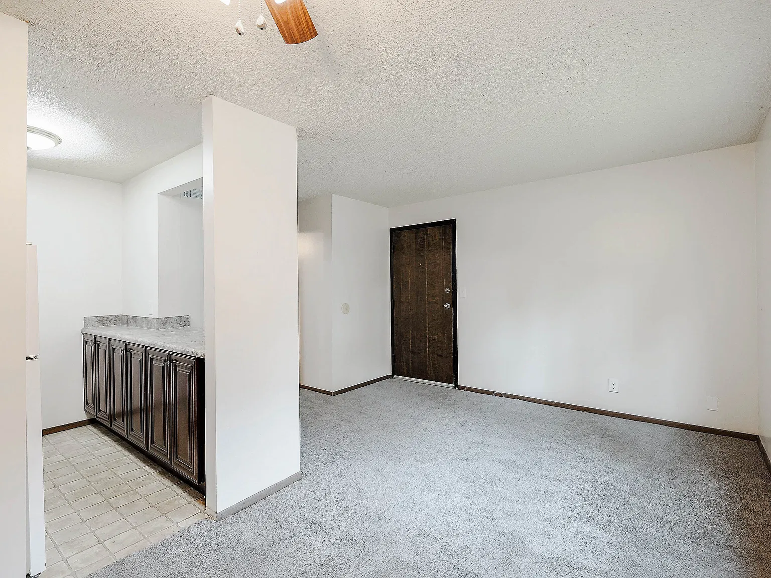 1 bed, 460 sqft, $689 — Photo 3