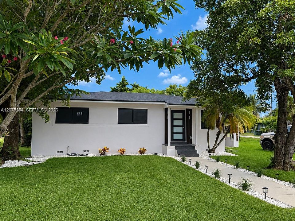 1st image of 544 NW 12th St