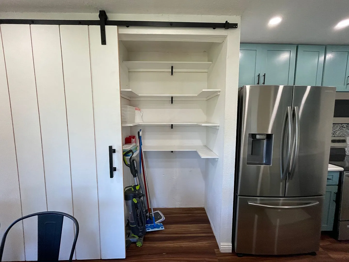 Kihei Villages Upper Level Furnished 2bed/1.5 bath Ocean View Condo — Photo 4