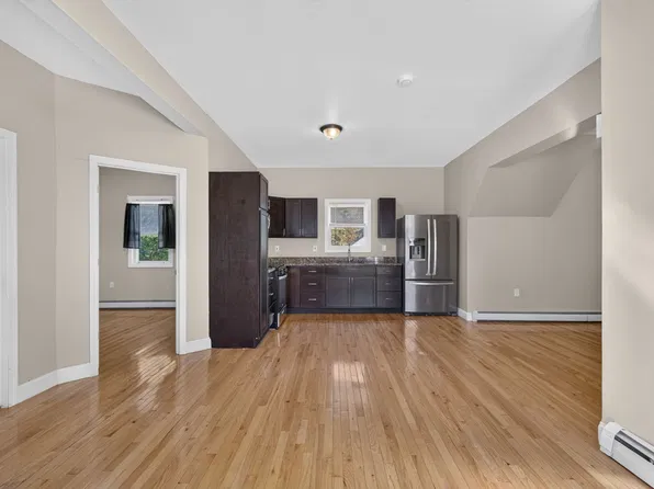 82-84 Haverhill St, Methuen, MA 01844
