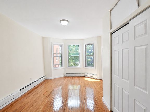 4th image of 183 E 205th St Floor 2