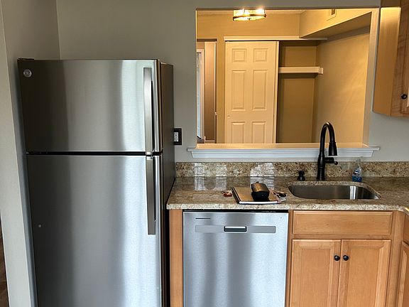 Kitchen with pass through Opening