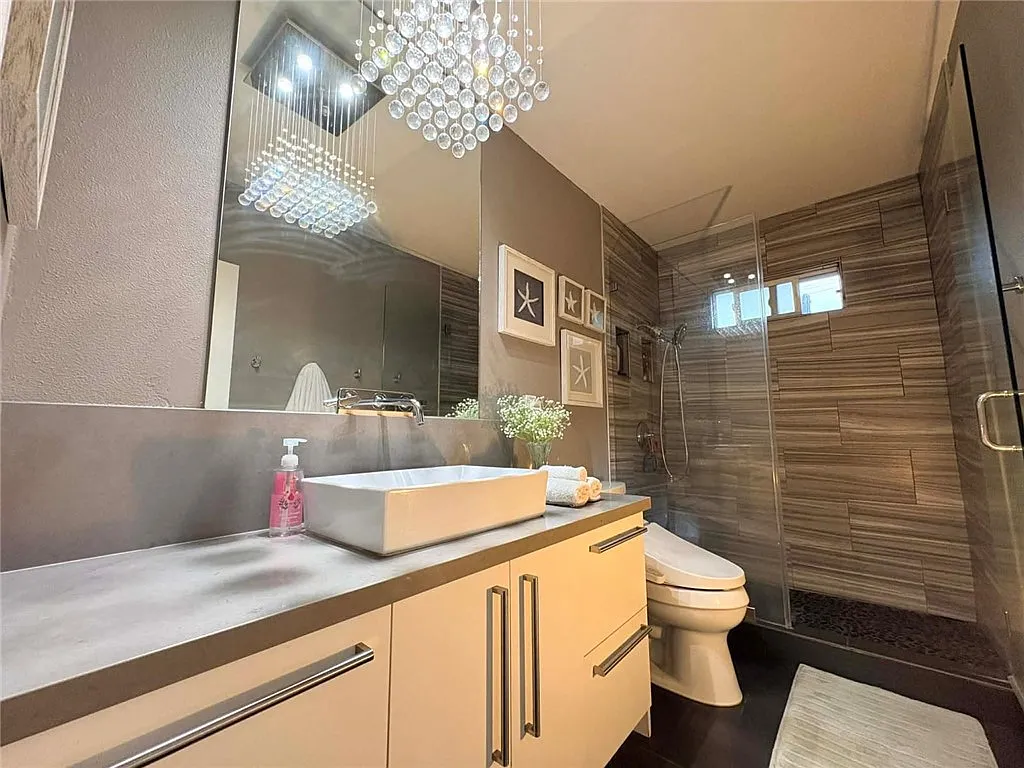 1 bed, 2201 sqft, $1,300 — Photo 4