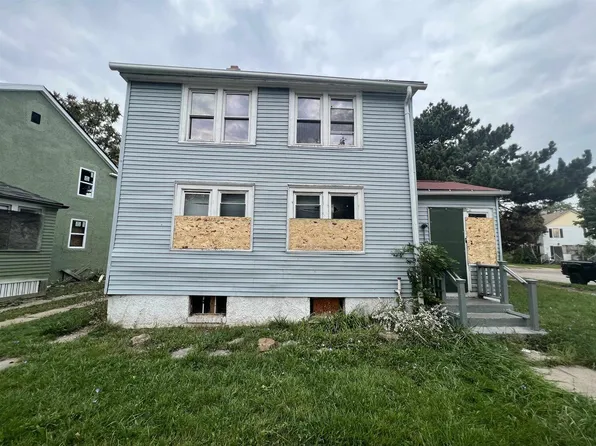 2602 West Port Sunlight WAY, Milwaukee, WI 53209