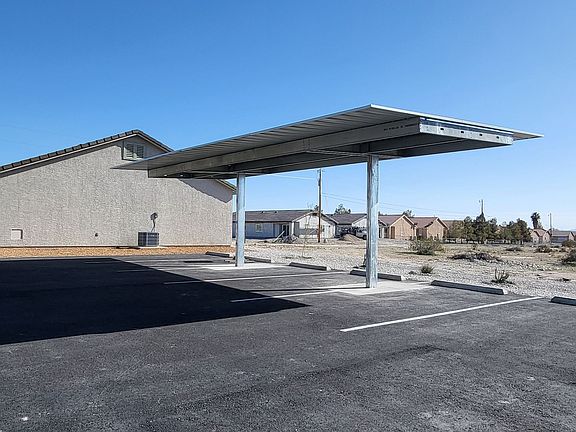 3rd image of 1271 S Dandelion St #3
